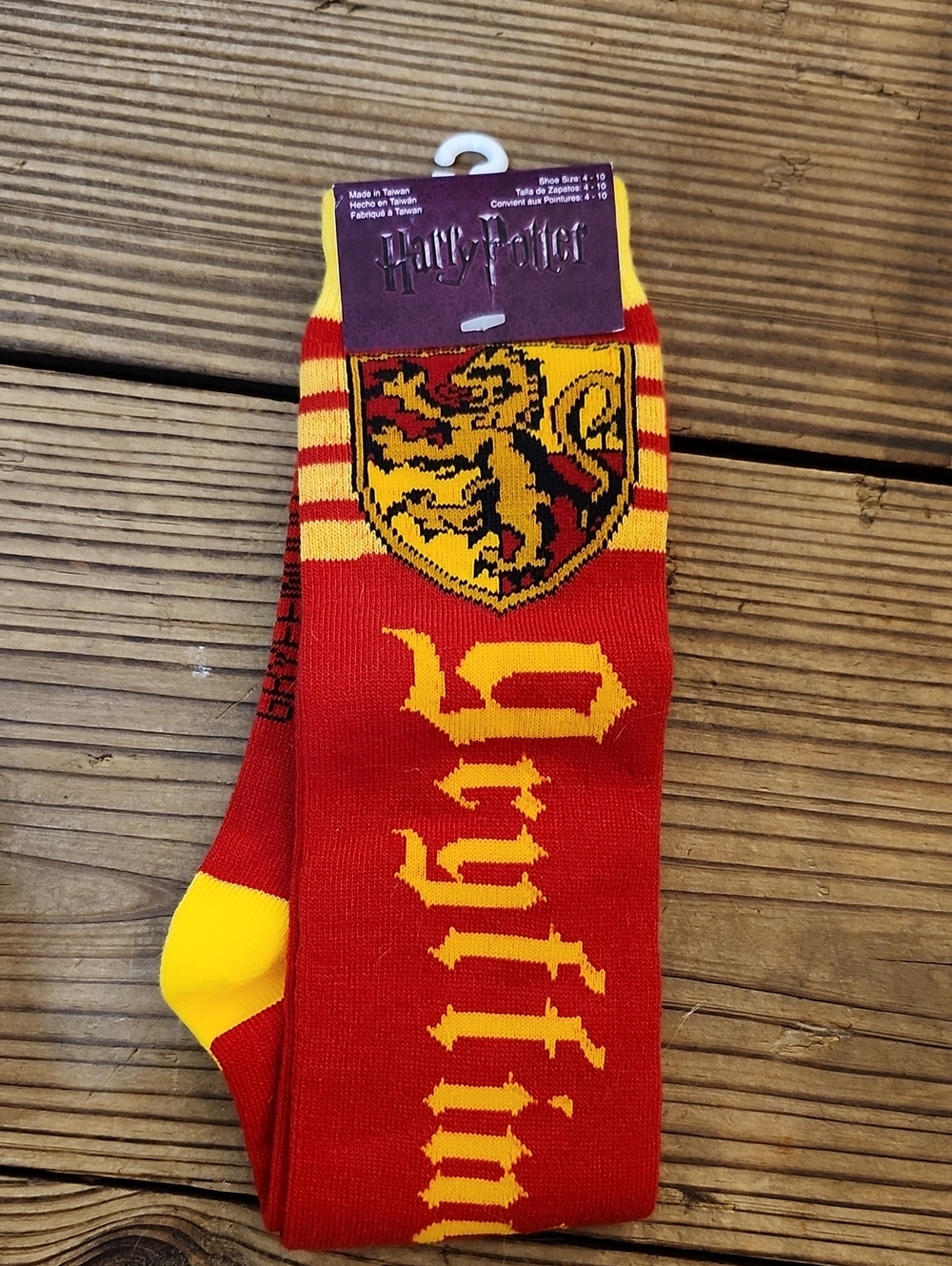 Harry Potter "Gryffindor" Crest & Text Red Yellow Crew Socks S 4-10